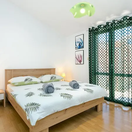 With A Parking Space - 20874 Apartment