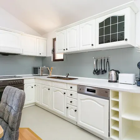 With A Parking Space - 20874 Apartment Trogir